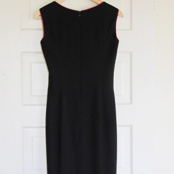 Wiggle Dress w/ Tiny Roses - Black Designer Dress - Catherine Curtis - Size 2 - Picture 11 of 13